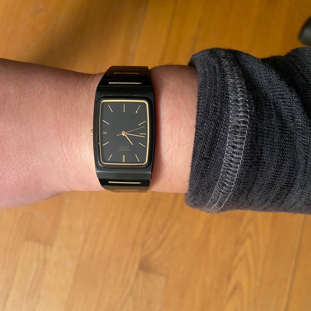 Seiko vintage black link watch.